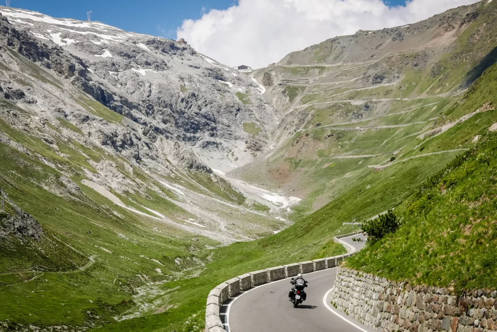 41-stelvio-pass-69ce2ebdb3d7f
