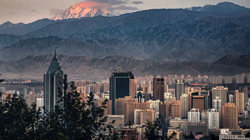 xinjiang-tianshan-4-69df44995dc23